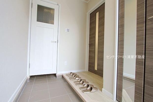 4号棟:便利なシューズボックス付き!(2025年10月撮影)