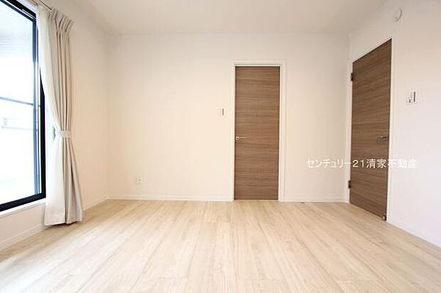 4号棟:全居室収納ありで住空間スッキリ!(2025年10月撮影)