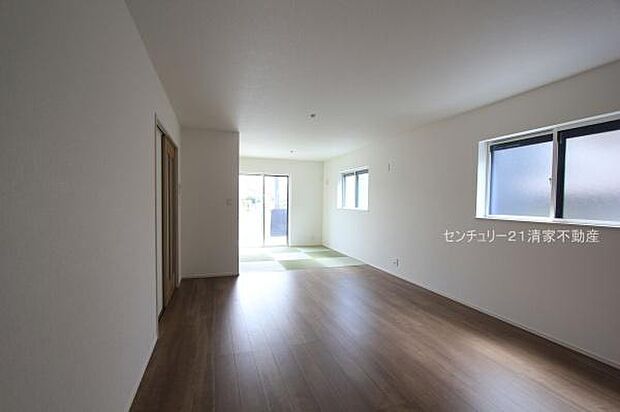 ご家族みんながゆったり寛げるリビング(2025年08月撮影)