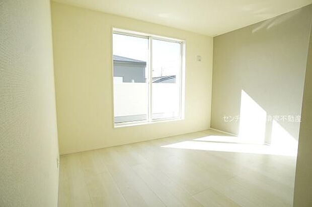 1号棟:お洒落なアクセントクロス!(2026年02月撮影)