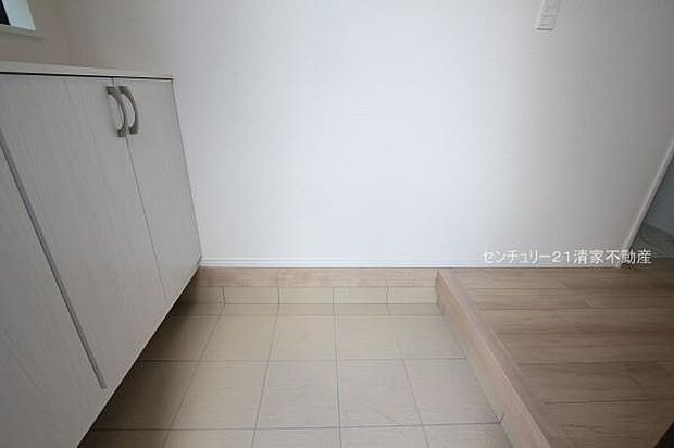 B棟:便利なシューズボックス付き!(2025年07月撮影)