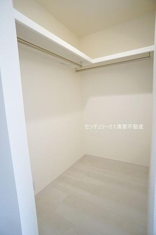 1号棟：収納力のあるウォークインクローゼット！(2025年10月撮影)