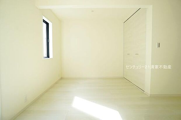 1号棟：洋室としても使用可能なフリースペース(2025年10月撮影)