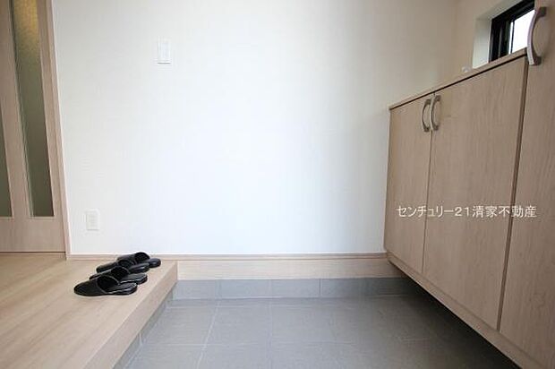 2号棟：便利なシューズボックス付き！(2025年09月撮影)