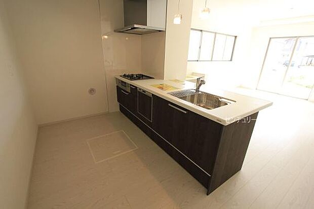 2号棟：人気の対面式キッチン！(2025年09月撮影)