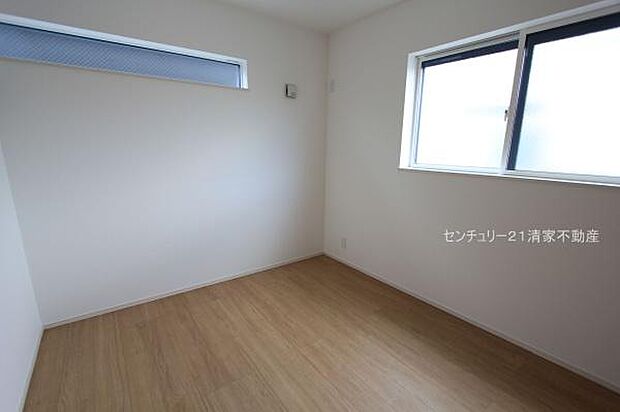 3号棟:子供部屋にも嬉しい全居室収納スペース(2025年09月撮影)