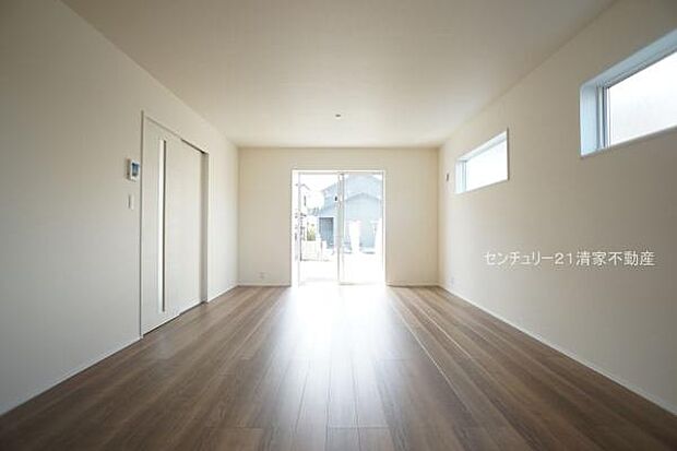 2号棟：LDKは嬉しい2面採光！(2025年09月撮影)