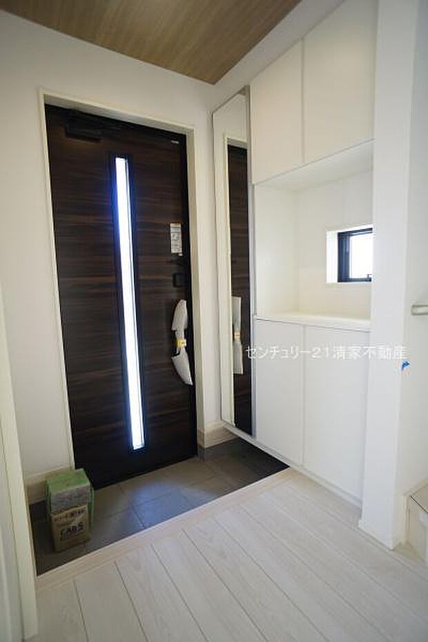 2号棟:便利なシューズボックス付き!(2025年10月撮影)