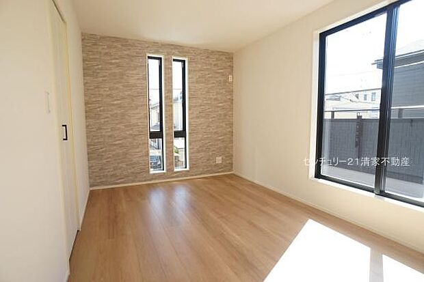 7号棟：お洒落なアクセントクロス！(2025年10月撮影)