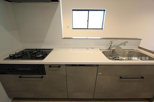 忙しい奥様に嬉しい食洗機完備!(2025年08月撮影)