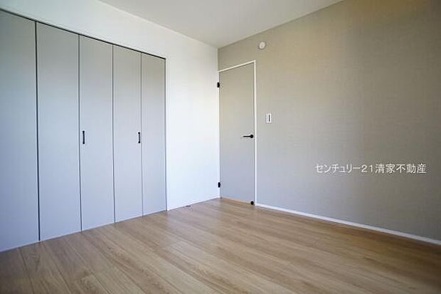 2号棟：お洒落なアクセントクロス！(2025年08月撮影)