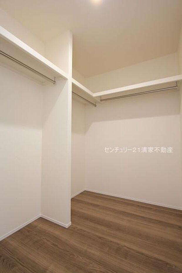 1号棟：収納力のあるウォークインクローゼット！(2025年11月撮影)