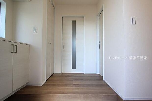 3号棟:便利なシューズボックス付き!(2025年11月撮影)