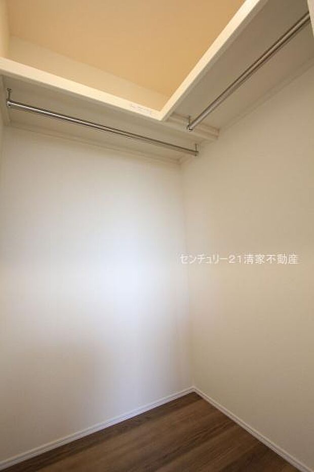 3号棟:すっきり片付くウォークインクローゼット(2025年11月撮影)