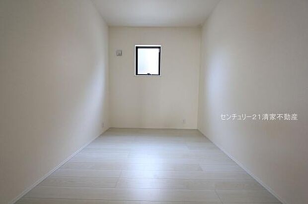 1号棟：子供部屋にも嬉しい全居室収納スペース(2025年11月撮影)