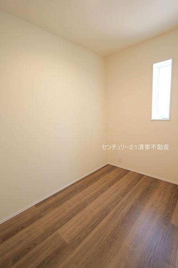 3号棟:ワークスペースとして使用できる納戸(2025年11月撮影)