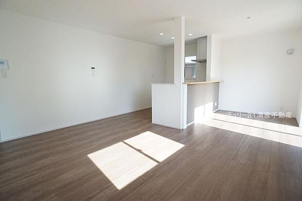 ご家族みんながゆったり寛げるリビング(2025年11月撮影)