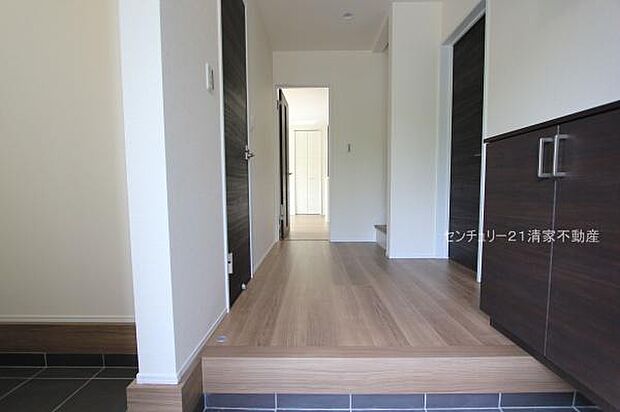 1号棟:便利なシューズボックス付き!(2025年11月撮影)