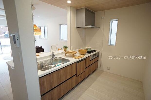 2号棟：家族との会話が弾む対面式キッチン！(2026年01月撮影)