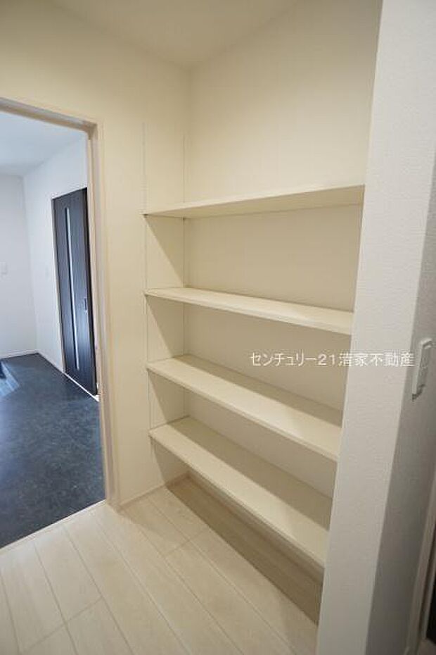 3号棟：家族みんなの収納にゆとりのクローゼット(2026年01月撮影)