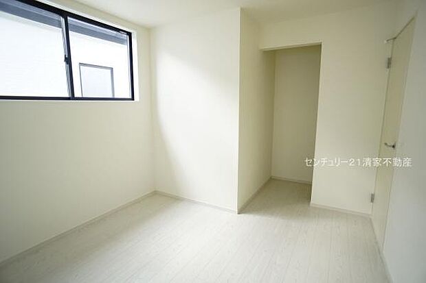 1号棟：季節物もすっきり収納できるクローゼット！(2025年10月撮影)