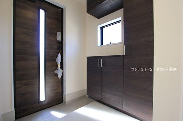 2号棟：便利なシューズボックス付き！(2025年12月撮影)