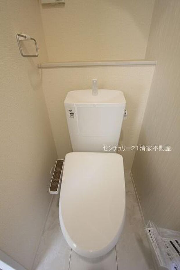 3号棟：白を基調とした、清潔感のある水廻りです。(2025年12月撮影)