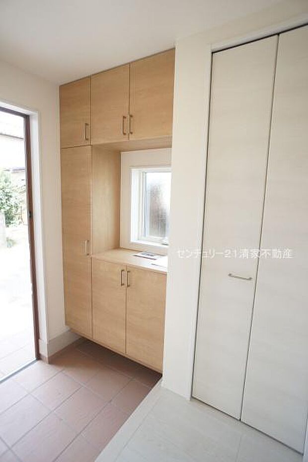 1号棟:便利なシューズボックス付き!(2025年11月撮影)