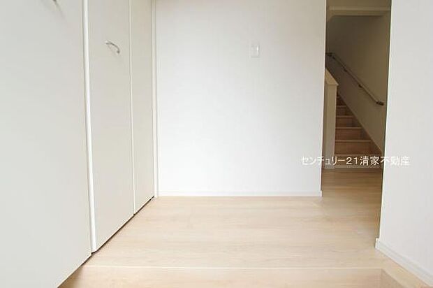 1号棟：便利なシューズボックス付き！(2025年10月撮影)