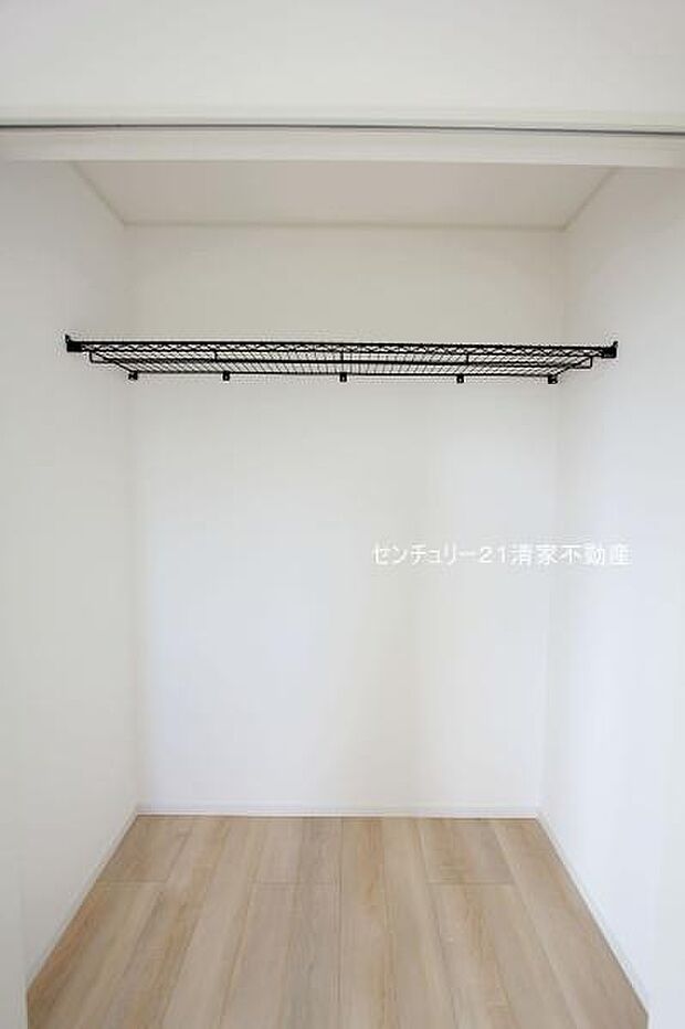1号棟：たっぷり収納のクローゼット！(2025年10月撮影)