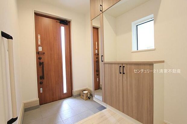 3号棟:便利なシューズボックス付き!(2025年12月撮影)