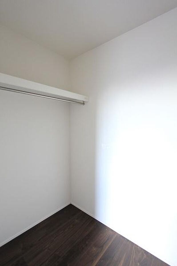 4号棟：季節物もすっきり収納できます！(2025年12月撮影)