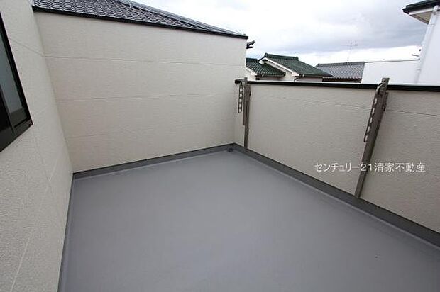 3号棟：広々バルコニーでお洗濯ラクラク(2026年01月撮影)