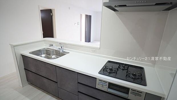 4号棟：家族との会話が弾む対面式キッチン！(2026年01月撮影)