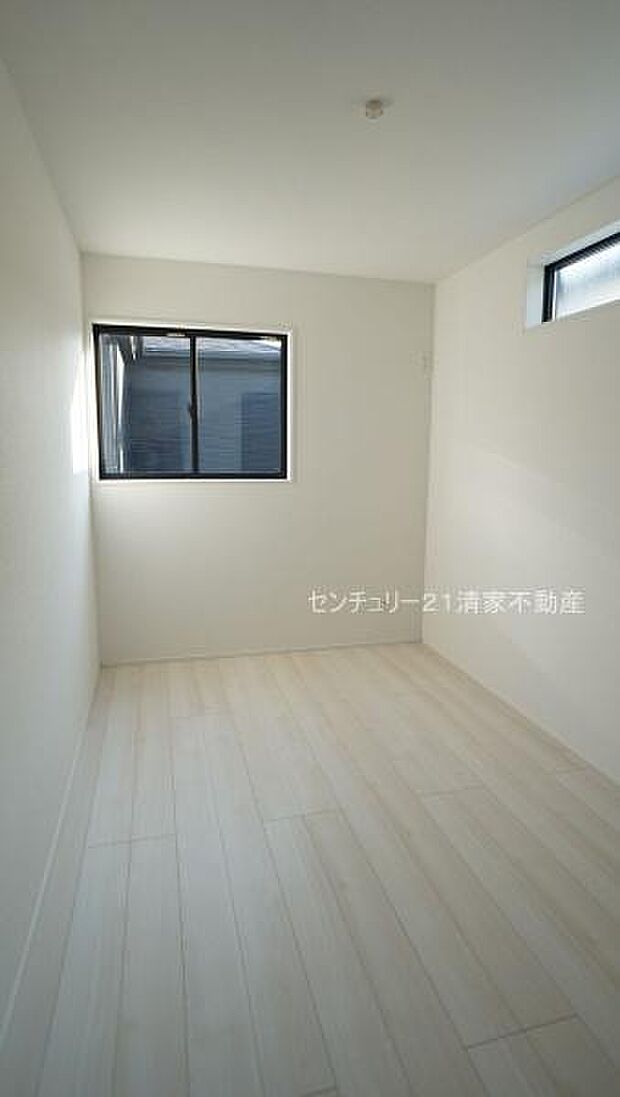 4号棟：2面採光で明るい室内！(2026年01月撮影)