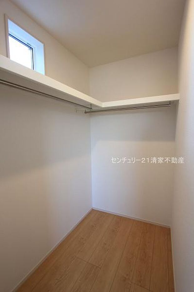 2号棟：収納力のあるウォークインクローゼット！(2026年01月撮影)