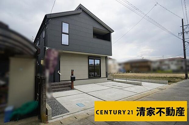 1号棟:駐車スペース2台分あり!(2026年02月撮影)