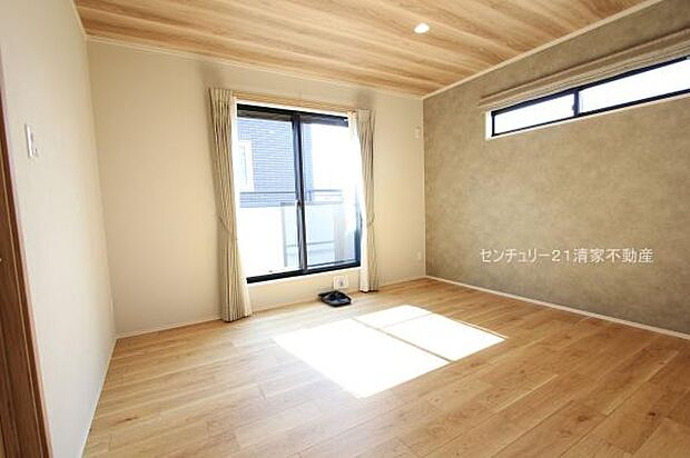 4号棟:お洒落なアクセントクロス!(2025年10月撮影)