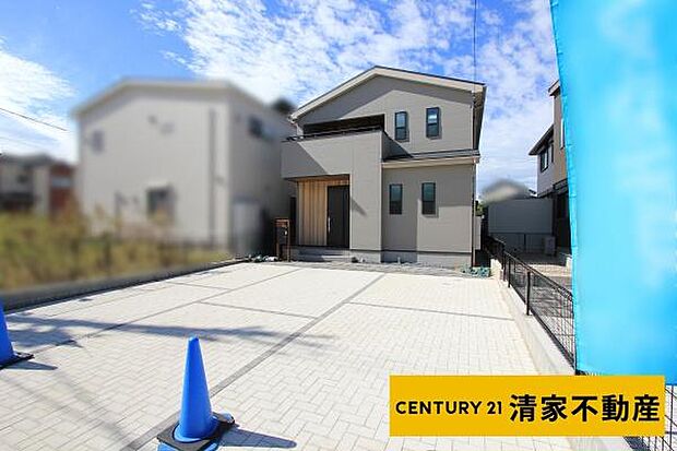 4号棟：駐車スペース3台分あり!(2025年10月撮影)