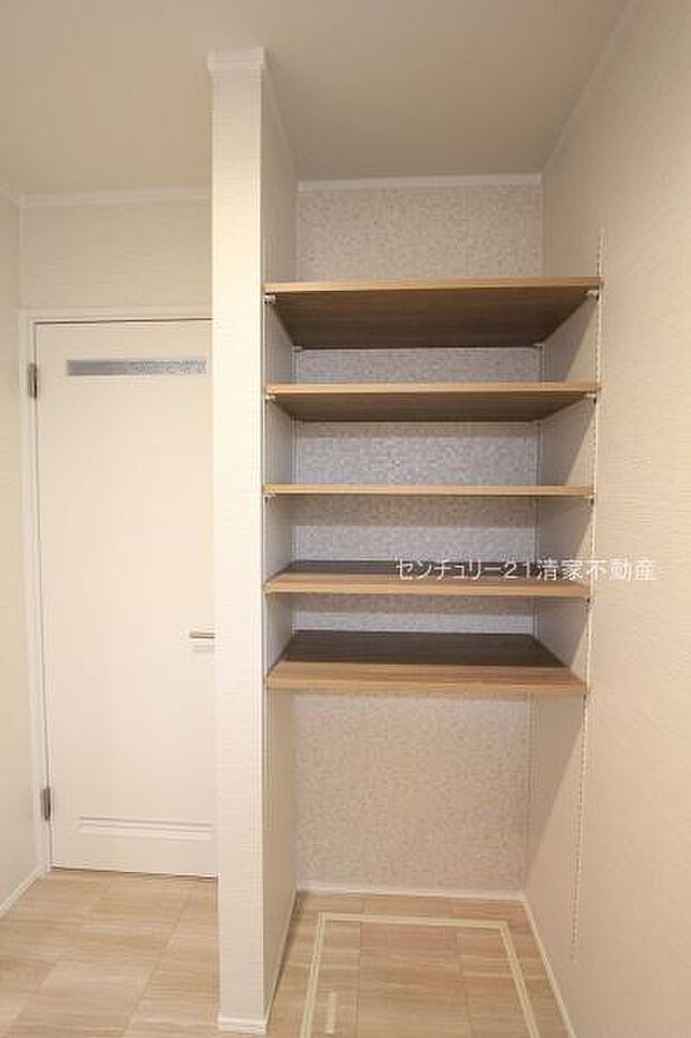 4号棟：可動棚のある洗面室！(2026年02月撮影)