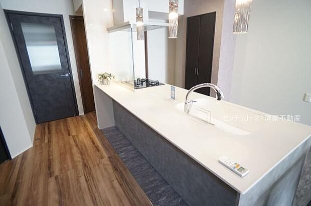 6号棟：家族との会話が弾む対面式キッチン！(2026年02月撮影)