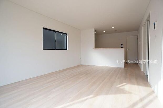 1号棟：ご家族みんながゆったり寛げるリビング(2025年11月撮影)