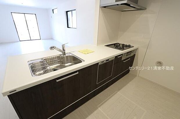 忙しい奥様に嬉しい食洗機完備!(2026年03月撮影)