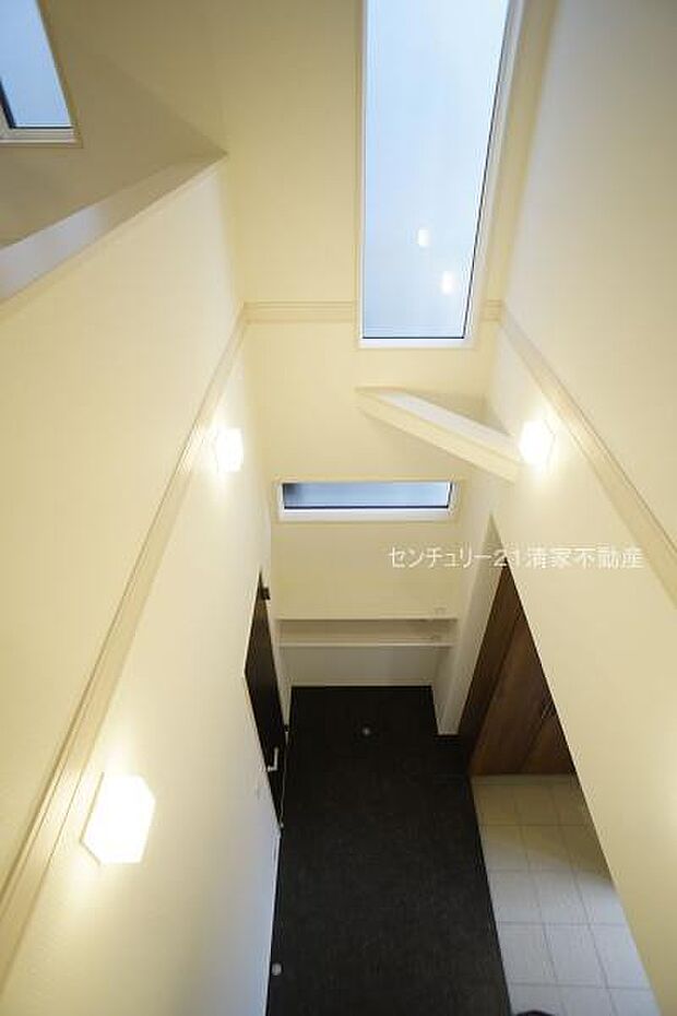 開放感ある吹き抜け(2026年01月撮影)