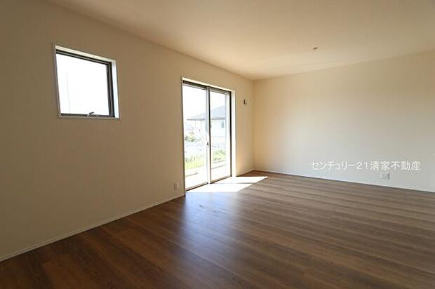 2号棟：LDKは嬉しい2面採光！(2026年04月撮影)