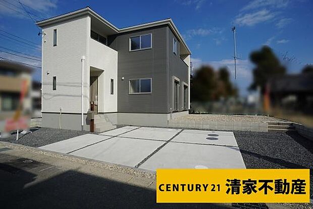 駐車スペース2台可(車種による)(2026年02月撮影)