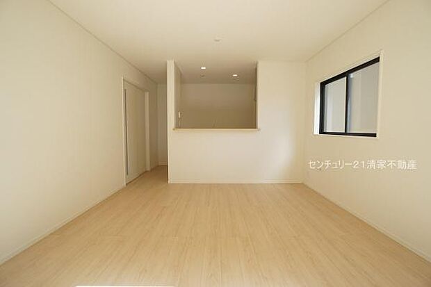 3号棟:明るい日差しが入るリビング!(2026年03月撮影)