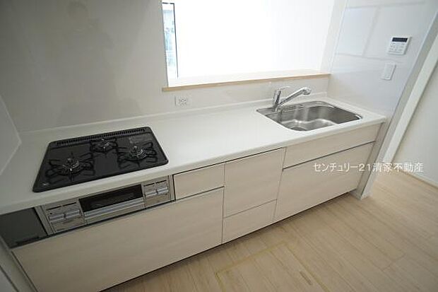 3号棟:リビングを見通せるカウンターキッチン!(2026年03月撮影)