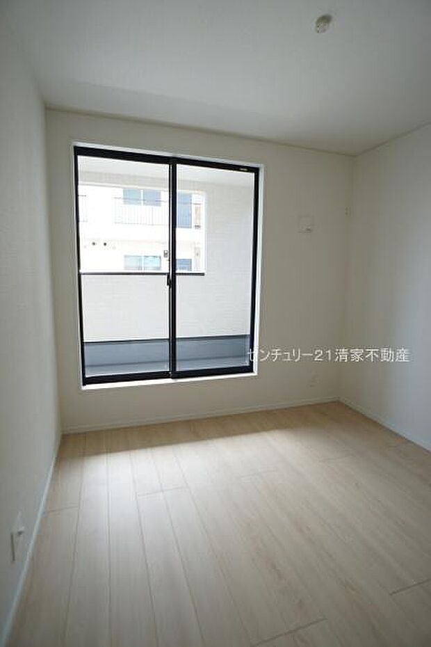 3号棟:陽光ふりそそぐ明るい室内!(2026年03月撮影)