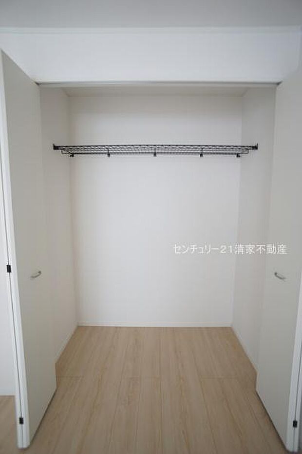 3号棟:たっぷり収納のクローゼット!(2026年03月撮影)